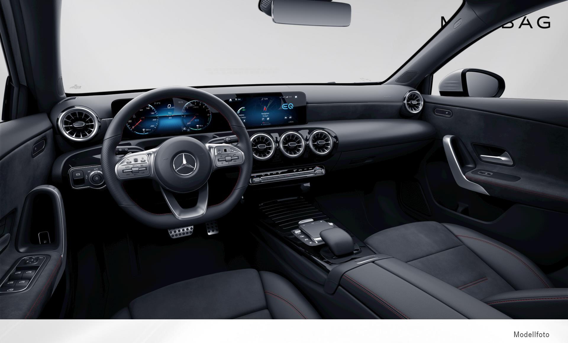 Mercedes-Benz - A 250 e AMG Line